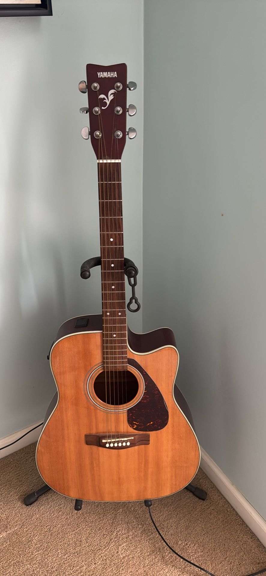 Yamaha Acoustic Electric Guitar FX370C