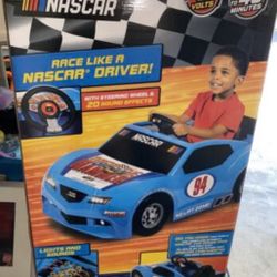 NASCAR Kids Race car 