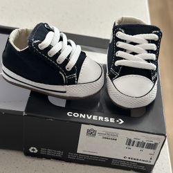 NEWBORN CONVERSE CHUCK TAYLOR CRIB SHOE