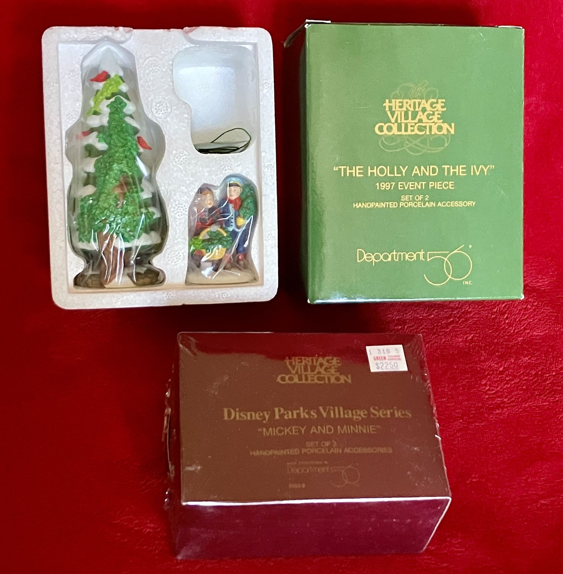 DEPT 56 DISNEY PARKS HERITAGE VILLAGE SERIES MICKEY AND MINNIE FIGURINE & THE HOLLY AND THE IVY ‼️ Vintage - NEW ‼️ Price Is FIRM ‼️