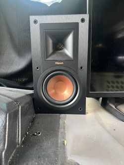 Klipsch R-15m Speakers