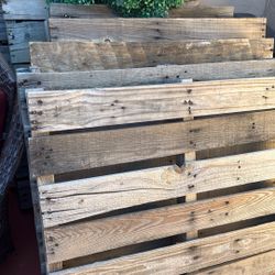 FREE PALLETS 