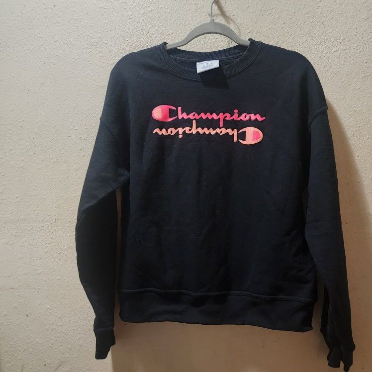Girls Champion Sweatshirt With Pink Logo Size Small It Been Packed Up It Never Been Worn New Without Tags