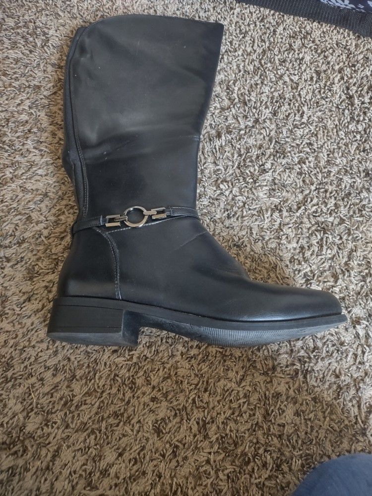 Jessica Cline Fashion Boots