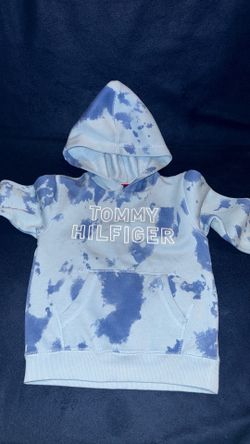 Tommy Hilfiger sweater
