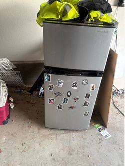 Mini fridge