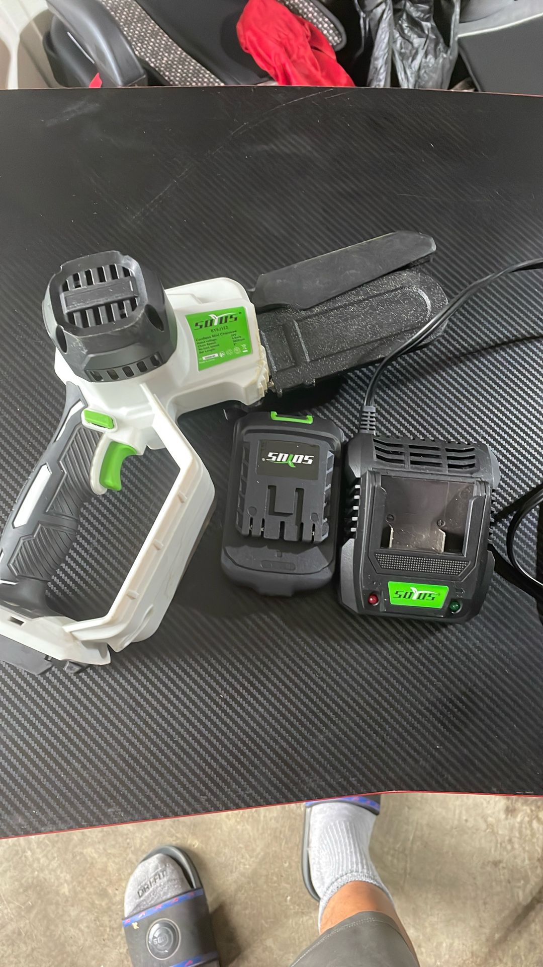 Mini Chainsaw Battery Powered