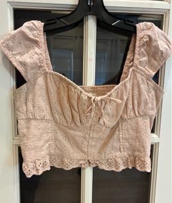Hollister medium top