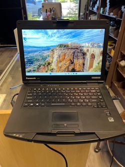 Panasonic CF-54 thoughbook laptop 💻 touchscreen  Intel core i5-5300 @ 2.30GHZ 8GB RAM  500GB hard drive Windows 11 pro no trades-pick up only