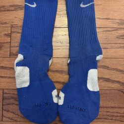 Boys Medium Nike Elite Socks