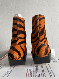 New Womens Size 6 Real Pony Hair Wedge Shoe