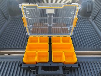 NEW Dewalt TOUGHSYSTEM 2.0 10-Compartment Deep Small Parts Organizer