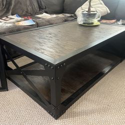 Industrial Coffee Table Solid & metal . Good Quality And Heavy . Pick Up Only .