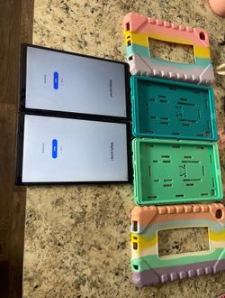 Samsung tables las 2 por $75 con cargador