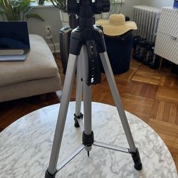 Amazon Basics 60" Tripod
