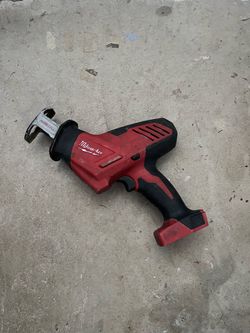 Milwaukee M18 hack saw