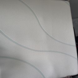 KING Tempur-pedic medium adapt