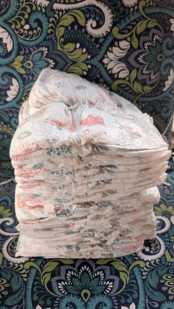 41 New Baby Diapers Toddler Size 4T