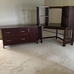 Free Furniture 