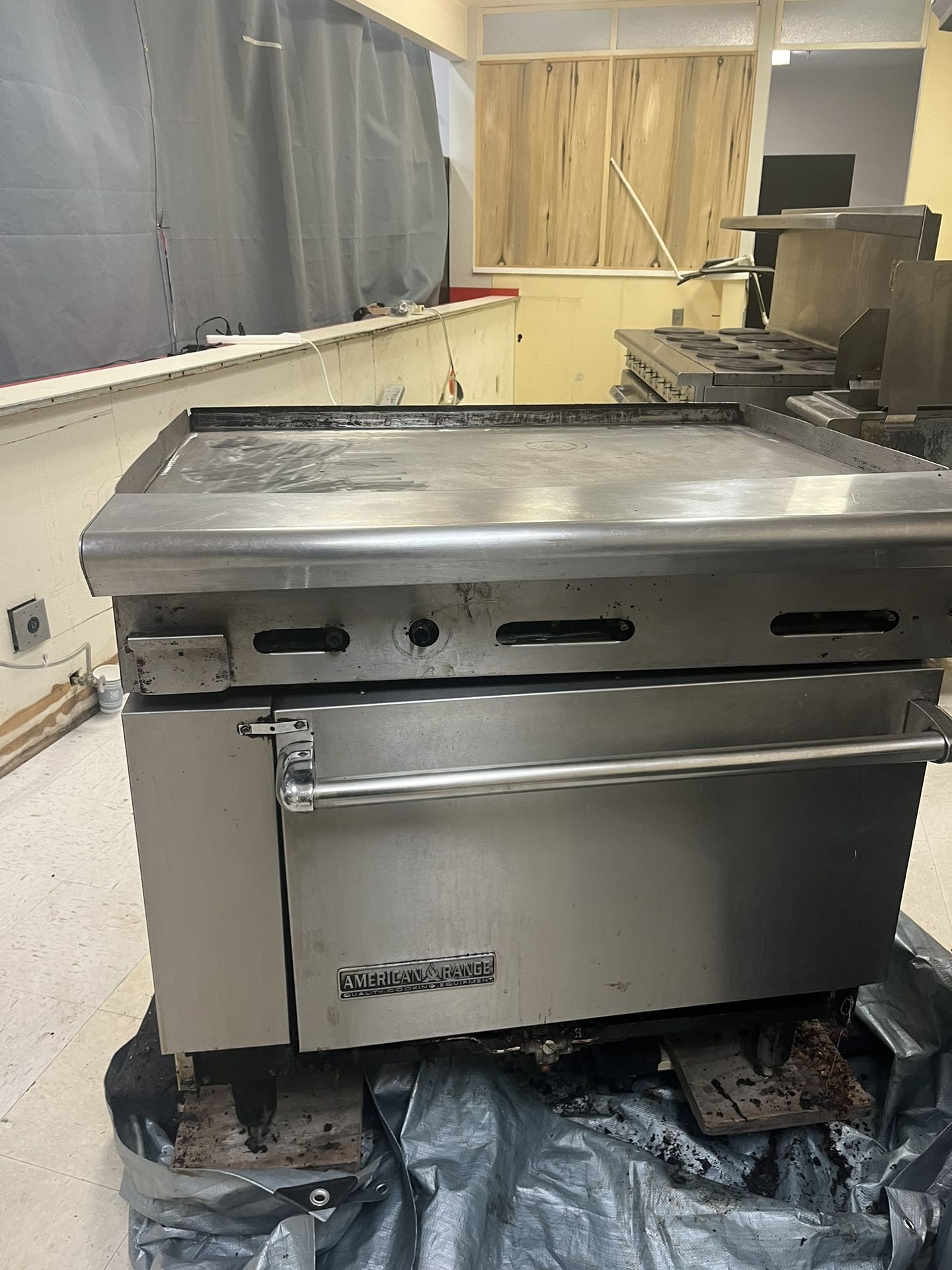36’’ Griddle, Natural Gas