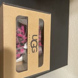 Uggs (Baby girls) Size 2/3