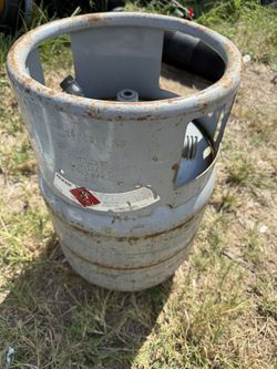 🔥 Heavy-Duty Cyclone Cylinder Exchange Propane Tank 🔥 (Industrial Style)  💪 This isn’t your average backyard grill tank — this is a Cyclone Cylinde