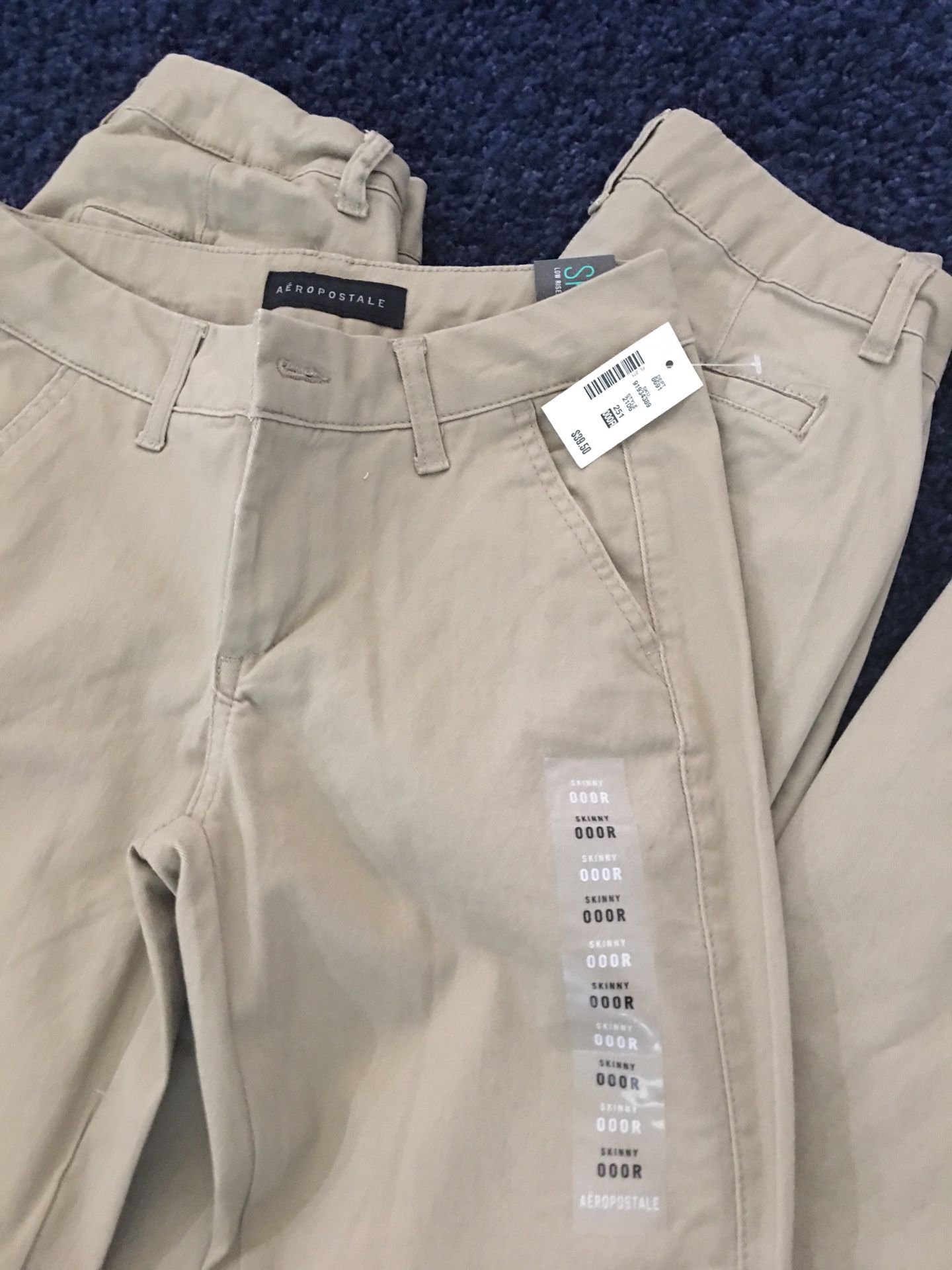 5 NEW AEROPOSTALE KHAKI SKINNY PANTS for Sale in Bossier City, LA OfferUp