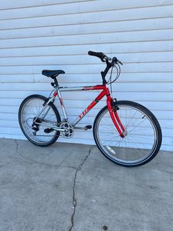 Trek Mountain Bike