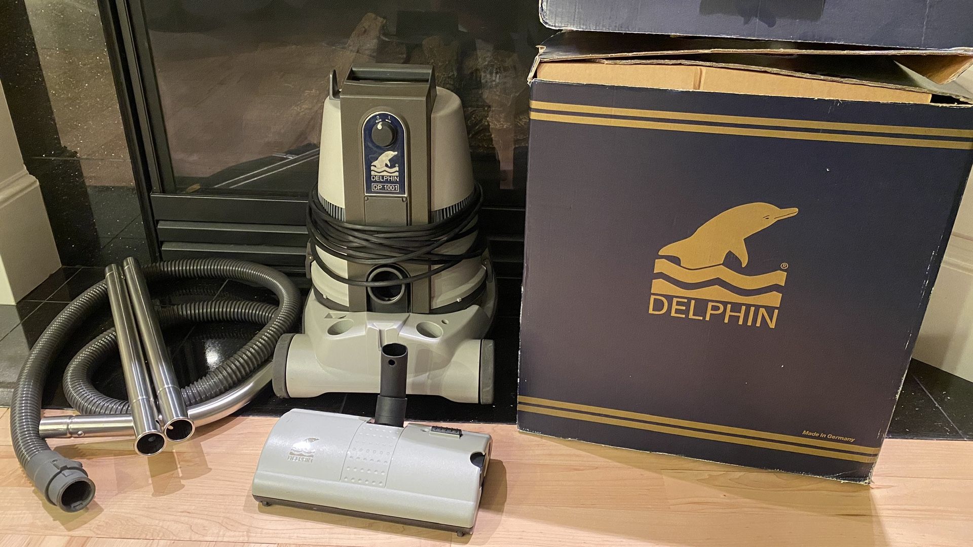 Delphin Vacuum