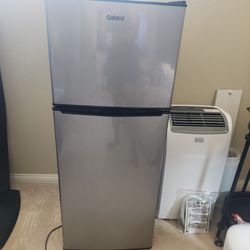 Free Mini Refrigerator 4.6  cubic feet