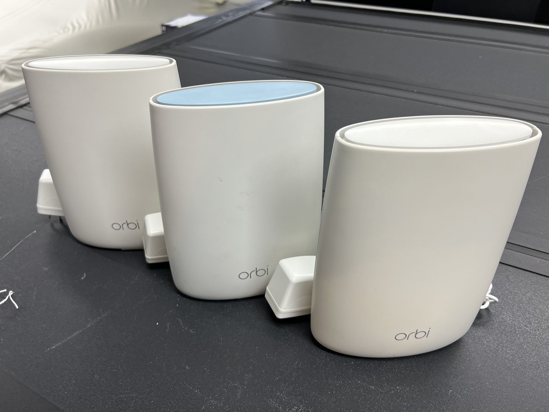 ORBI RBR50 - AC 3000 Tri-Band WiFi Router