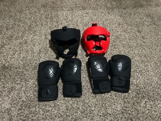 2 Pairs of Boxing Gloves and Headgear