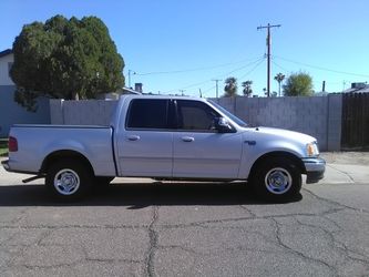 2001 Ford F-150 crew cab. Great work truck.
