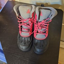 Nike Acg Boots