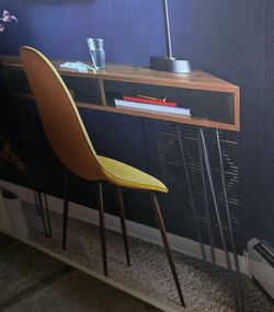 Brand New in Box
Harpin Writing Desk 40x20x30
