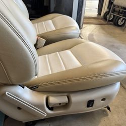 Brand New Redone Beige Leather Seats – 1991 Nissan Maxima J30 – Front Pair + Rear Bench – Excellent Condition!”