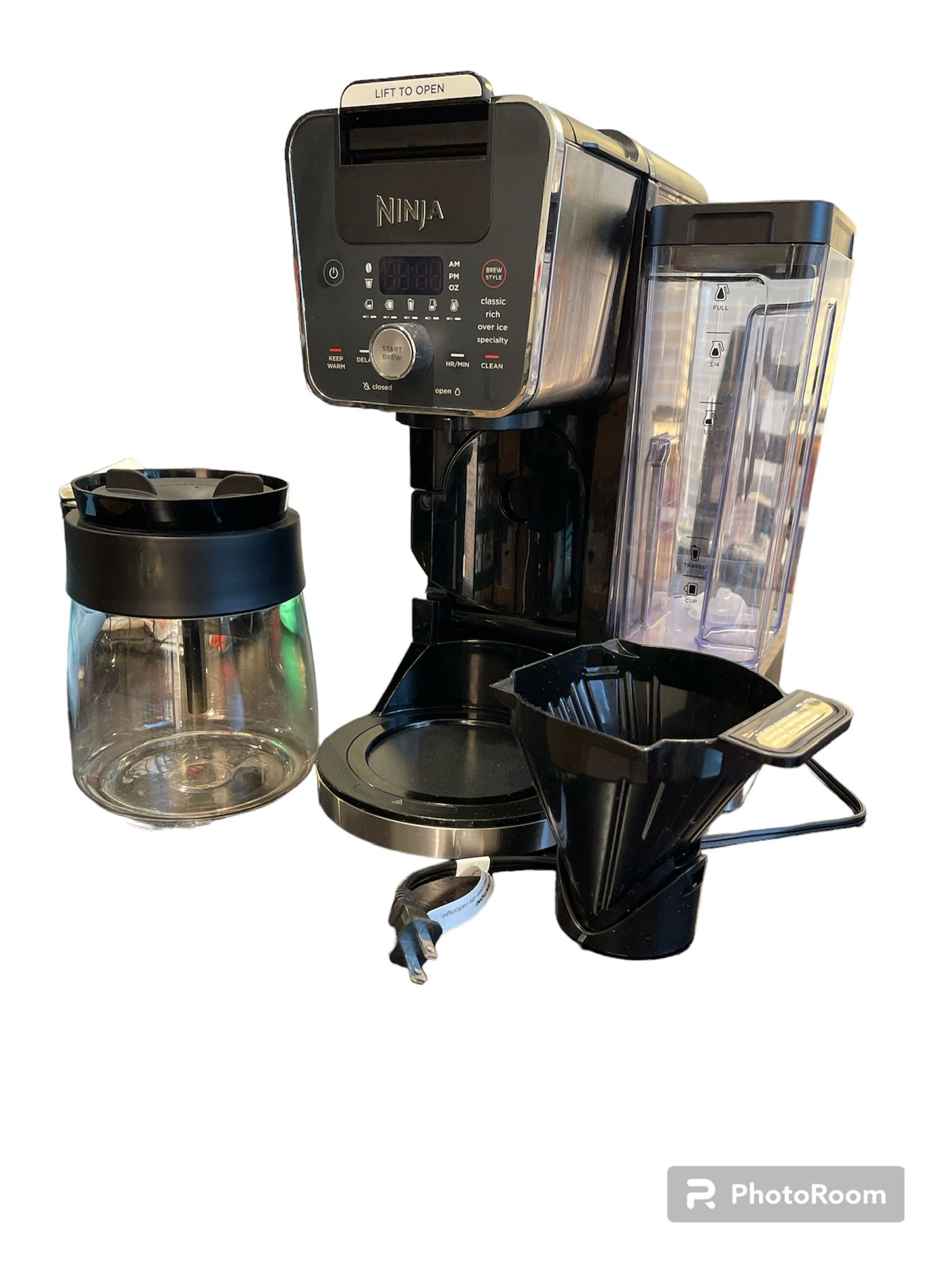 Ninja DualBrew System 14Cup Coffee Maker 4 Brew Styles 70oz. CFP451CO Black for Sale in Irvine