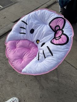 Hello Kitty Chair