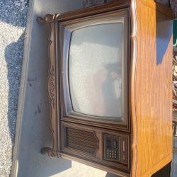Magnavox TV