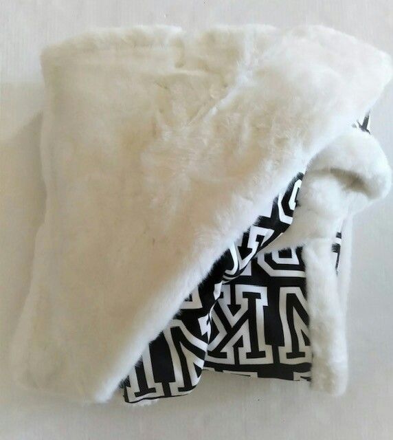Victoria secret pink faux fur blanket sale