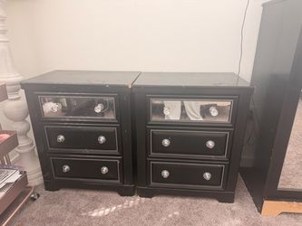 3 dressers