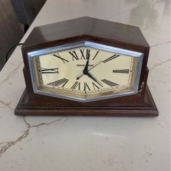 Antique Mahofany Manning-Bowman Clock