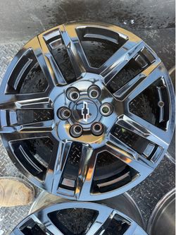 20” Silverado Trailboss wheels $475