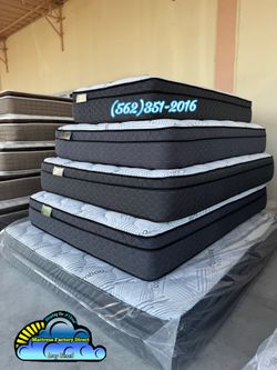 Queen Pillowtop Mattress And Boxspring Pillowtop Bed Set New 