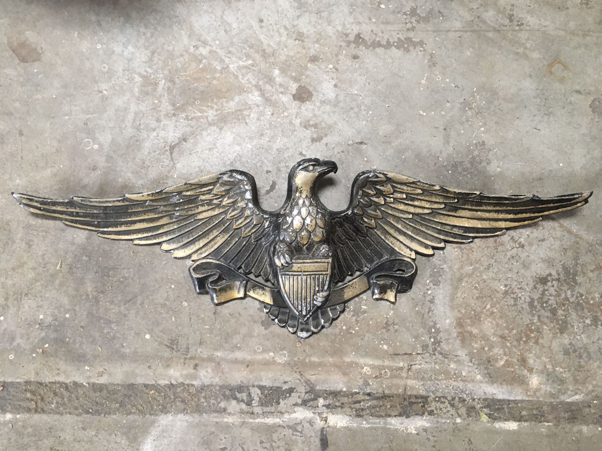 Vintage cast metal eagle