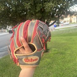 Mookie Betta A2k Model Outfield Glove 