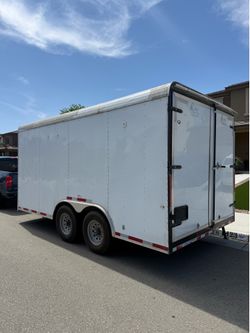 Enclosed trailer