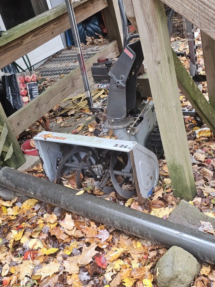 Craftsman SnowBlower With Tracks