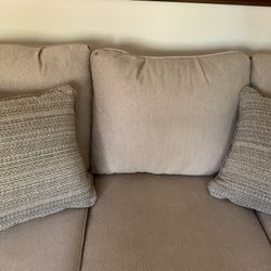 Sofa Barely Used