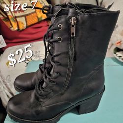 Women's Boots 